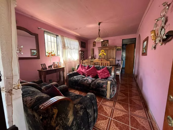 Amplia Casa con Gran Taller y 450m2 Terreno (147647)