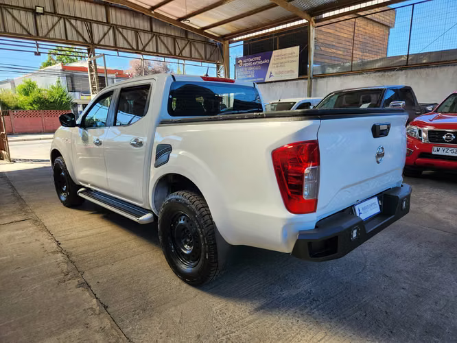 nissan NAVARA 4x2 SE full equipo, recibo vehiculo