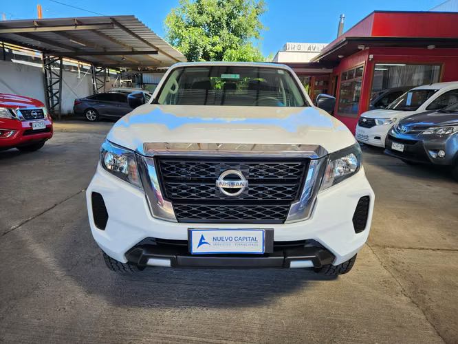 nissan NAVARA 4x2 SE full equipo, recibo vehiculo