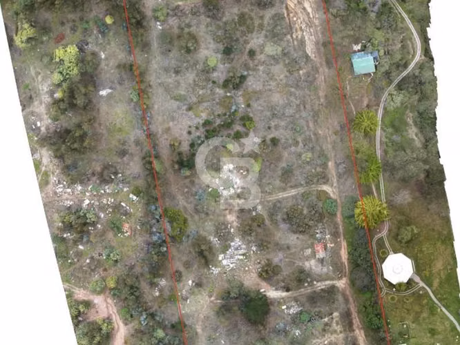 Terreno Plano, Uso Comercial, Habitacional y Servicios.