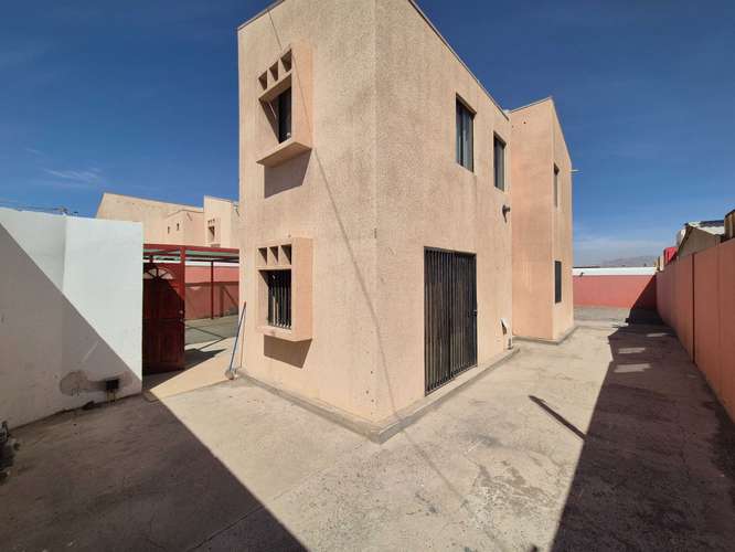 Gran casa Remodelada en Peuco 3 (76186) - Imagen 4
