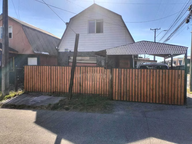 VENTA DE CASA EN SEGUNDA FAJA VILLARRICA  (147482)