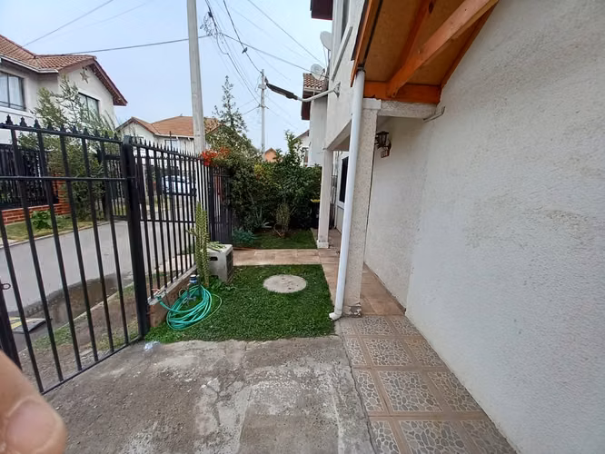 Se Vende casa con locales comerciales  en Santiago Maipu - Imagen 25