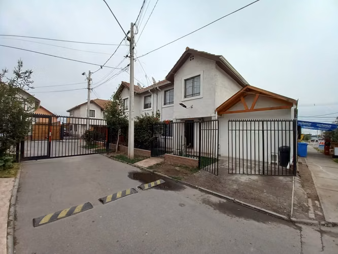 Se Vende casa con locales comerciales  en Santiago Maipu - Imagen 22
