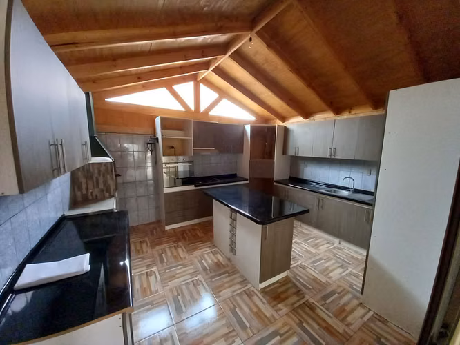 Se Vende casa con locales comerciales  en Santiago Maipu - Imagen 10