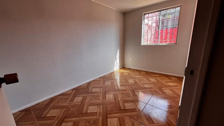SE VENDE DE CASA EN MAIPU -  VILLA LA FARFANA  3D 1B 2E - Imagen 8