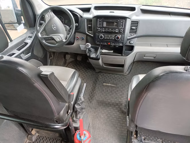 HYUNDAI  SOLATI 2020 H350