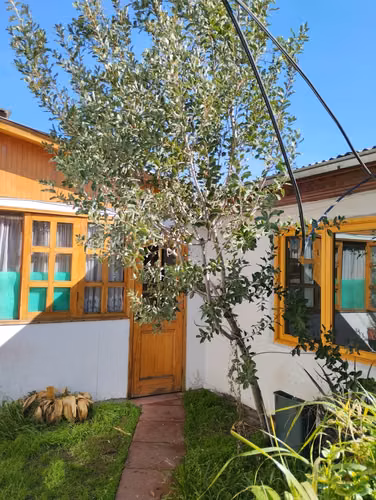 ARRIENDO CASA INTERIOR, SECTOR CENTRO EN SAN BERNARDO