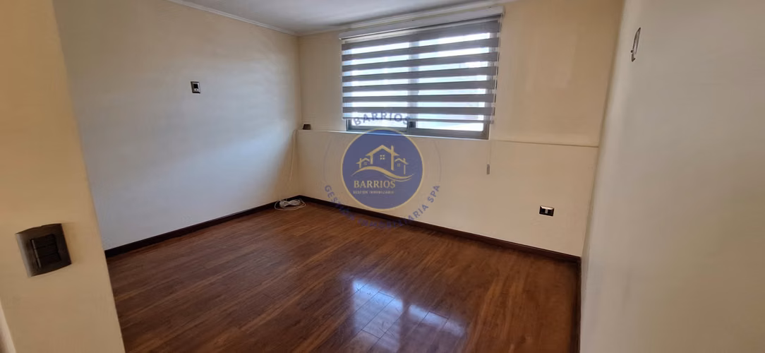 Casa 4H en venta, Parque Inglés