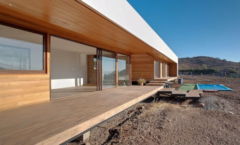 Moderna casa en parcela, hermosas vistas. 3D, 3B. Piscina.