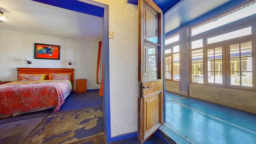 VENTA Casona Patrimonial. 5D, 4B, 5.000 mts2 terreno.