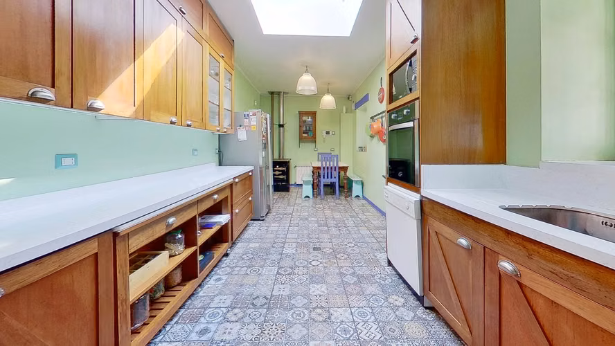VENTA Casona Patrimonial. 5D, 4B, 5.000 mts2 terreno.