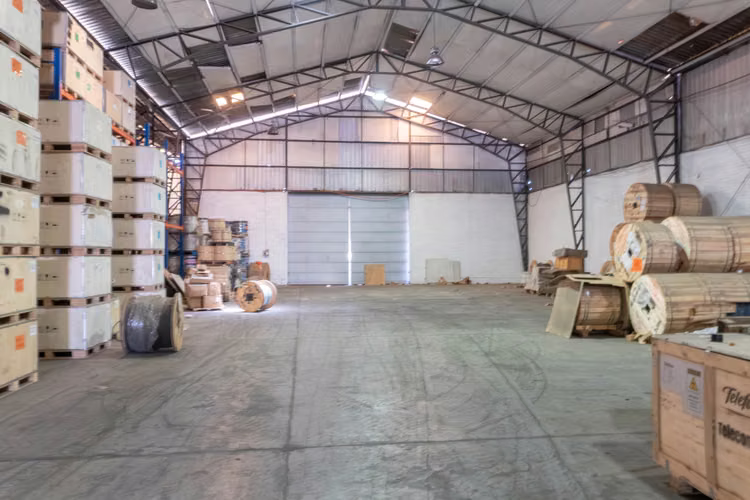 Bodega Industrial 1225 m2 c/ oficinas, Maipú, Av. Lo Espejo