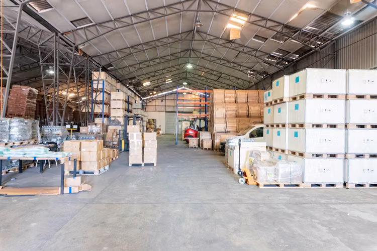 Bodega Industrial 1225 m2 c/ oficinas, Maipú, Av. Lo Espejo