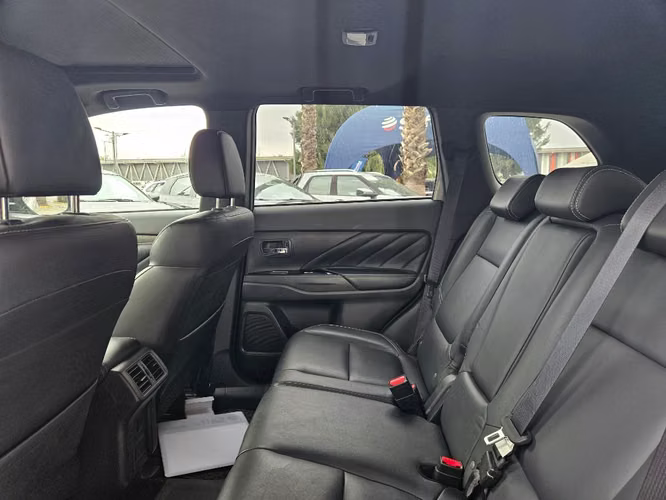 Mitsubishi Outlander  2.0 PHEV HYBRID 4X4 AT 5P 2020