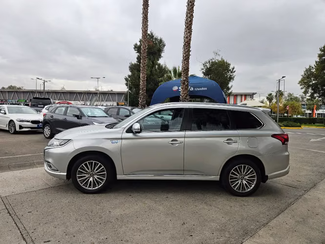 Mitsubishi Outlander  2.0 PHEV HYBRID 4X4 AT 5P 2020