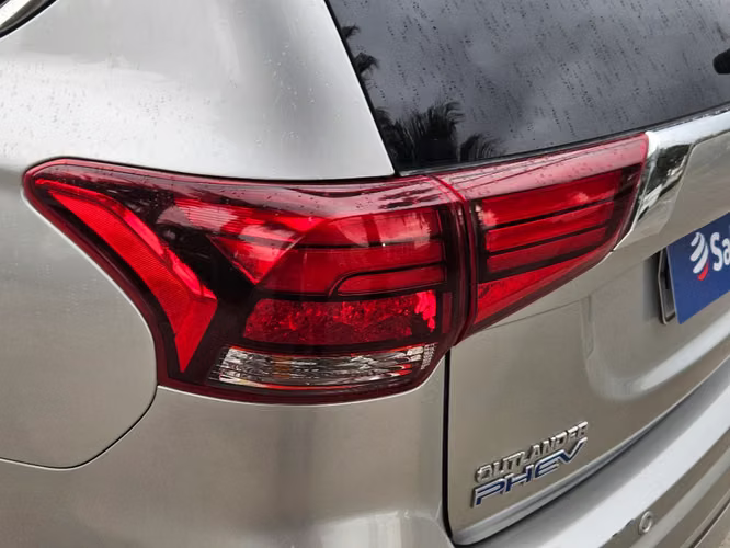 Mitsubishi Outlander  2.0 PHEV HYBRID 4X4 AT 5P 2020