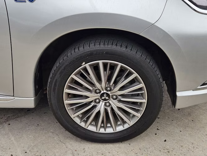 Mitsubishi Outlander  2.0 PHEV HYBRID 4X4 AT 5P 2020