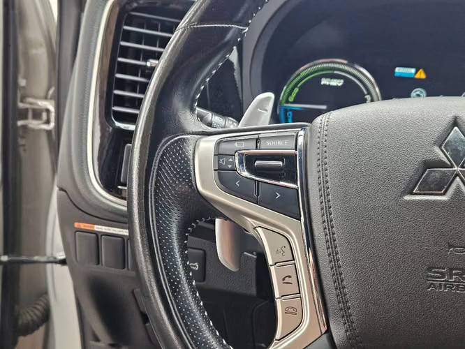 Mitsubishi Outlander  2.0 PHEV HYBRID 4X4 AT 5P 2020
