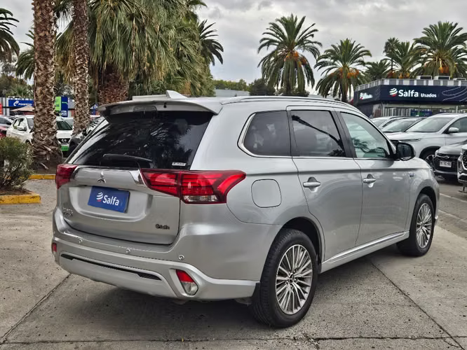 Mitsubishi Outlander  2.0 PHEV HYBRID 4X4 AT 5P 2020
