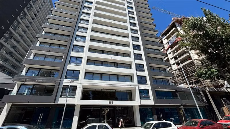 DEPARTAMENTO Chacabuco 852