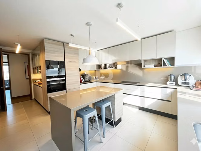 Espectacular departamento Los Trapenses