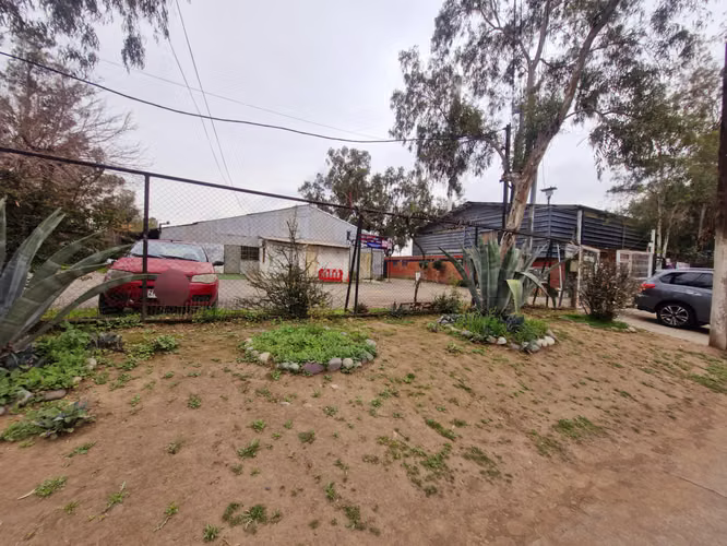 Gran Terreno 8.864 M2 con gimnacio en funcionamiento gran plusvalia