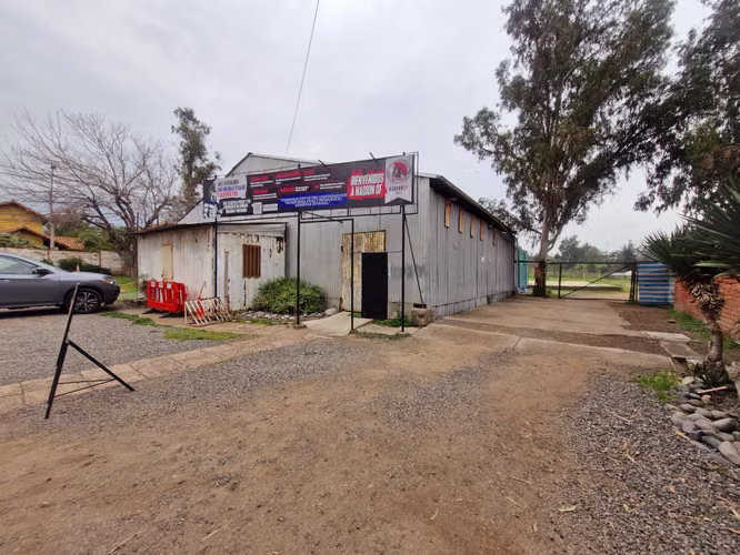 Gran Terreno 8.864 M2 con gimnacio en funcionamiento gran plusvalia