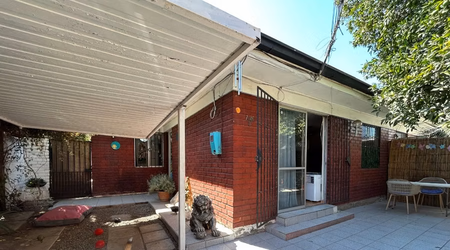 Casa En Venta En La Reina