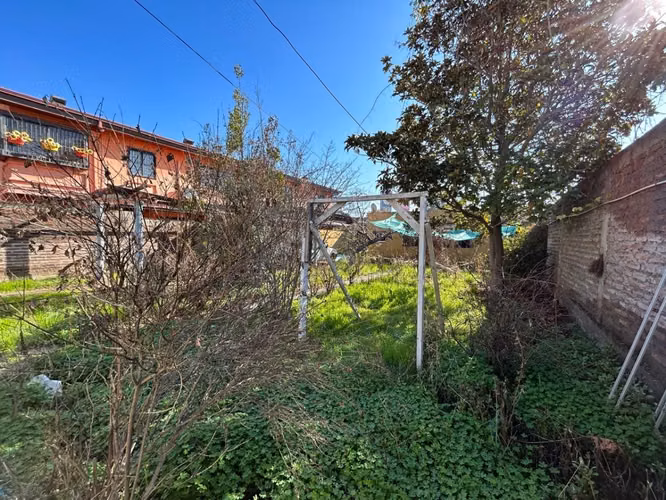 Venta Casa Como Terreno Para Inmobiliaria, En  Zona C .