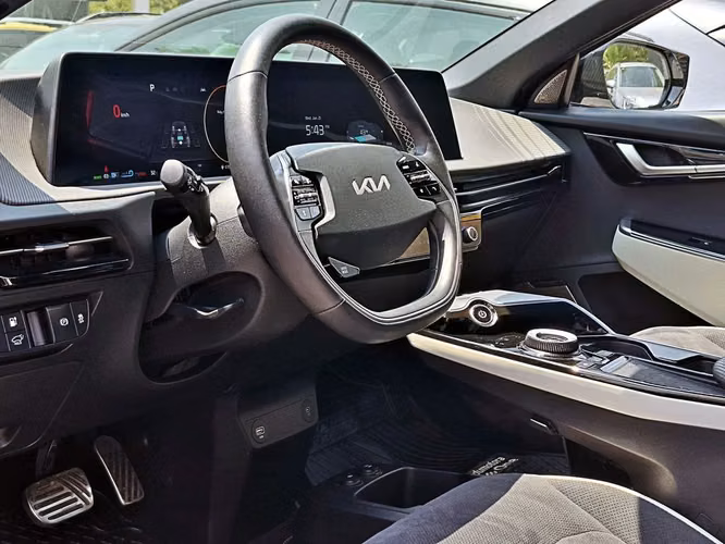 KIA EV6 2024