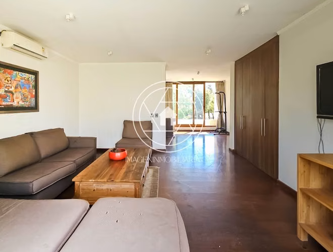 VENTA Moderna Casa en Las Brisas de Chicureo. 5D,5B. Oportunidad!!