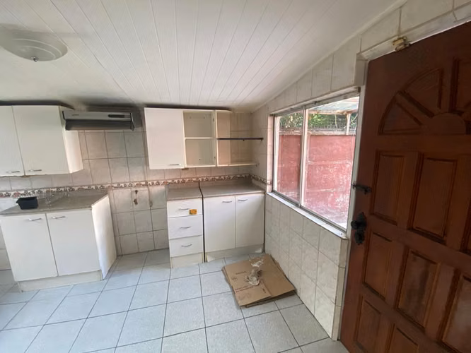 Amplia Casa 3D 2B con Estacionamiento – Pasos Biotren Chiguayante