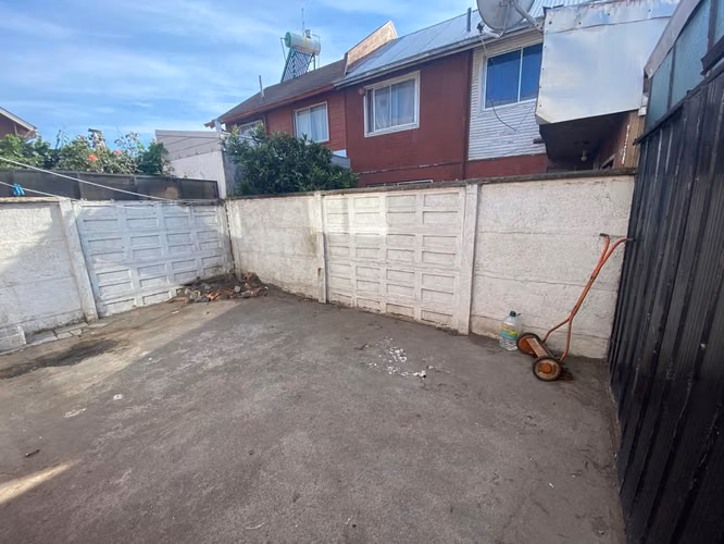 Amplia Casa 3D 2B con Estacionamiento – Pasos Biotren Chiguayante