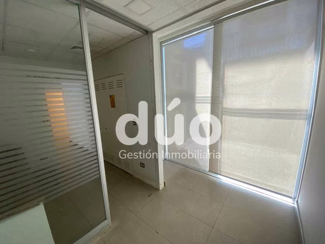 Oportunidad única: Local 237 m² Av. Alemania (148249)
