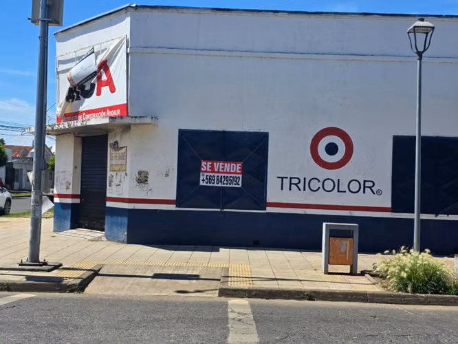 Vende Local comercial esquina Plaza de Armas Nueva Imperial