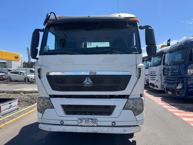 Sinotruck  Chasis Cabinado