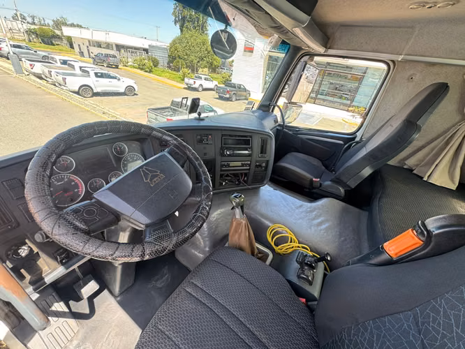 Sinotruck  Chasis Cabinado