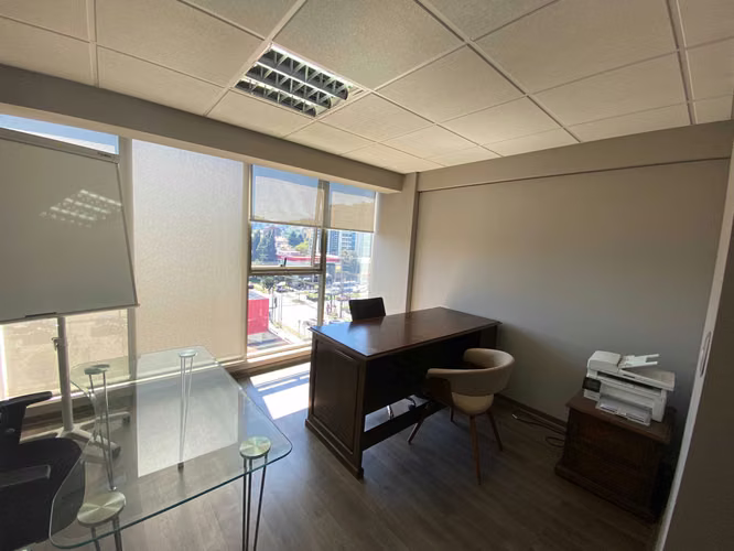 Espacio Luminoso Ideal para Tu Empresa (148330) - Imagen 16