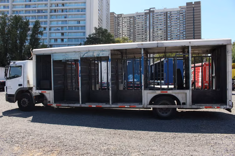 Camion Mercedes Atego 1726 año 2020 AT 89.000 Kms Bebidas Facilidades