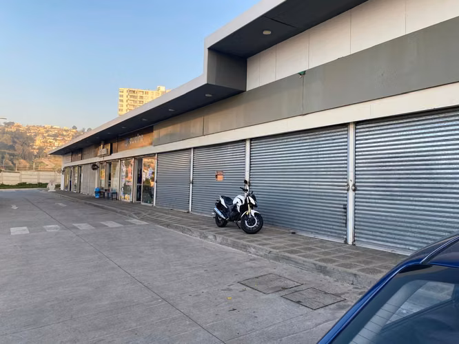 Stripcenter Premium: 7 locales, entrega inmediata