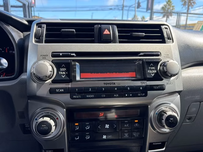 TOYOTA 4RUNNER  2012