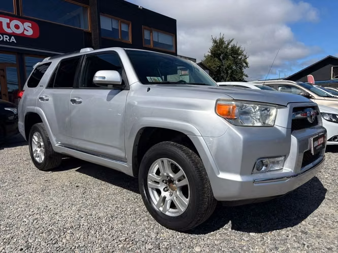 TOYOTA 4RUNNER  2012