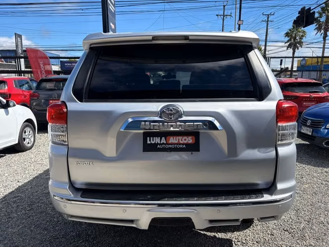 TOYOTA 4RUNNER  2012