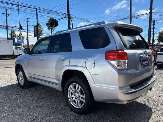 TOYOTA 4RUNNER  2012