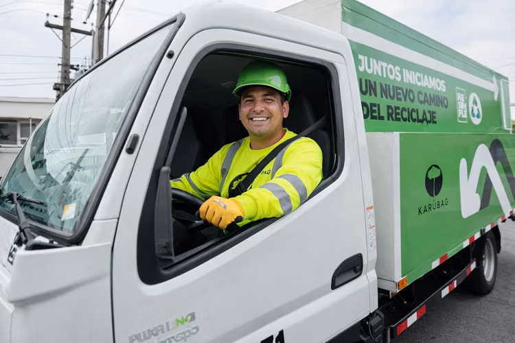 Chofer A4 Empresa de Reciclaje - Liquido y Bonos