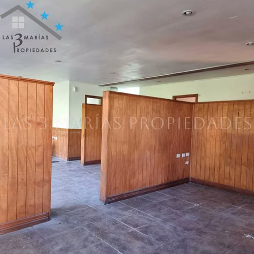 Propiedad Corporativa 211 m² a pasos de Colón (148583)