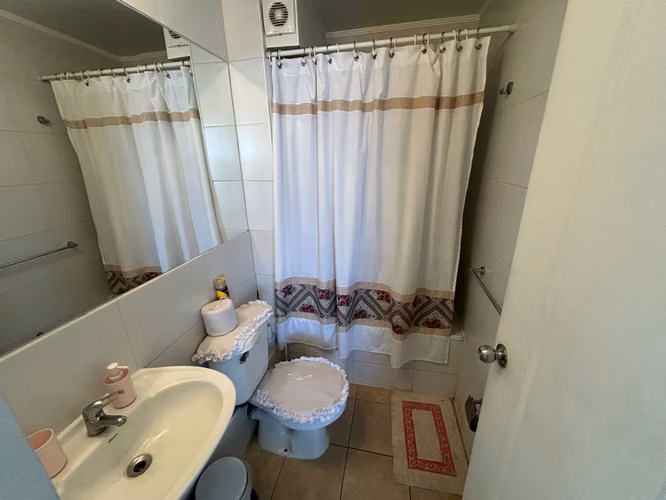 Depto amoblado de 2 dormitorios y 2 baños (148561)