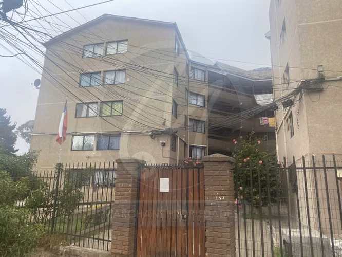 Venta departamento remodelado - Villa Primavera