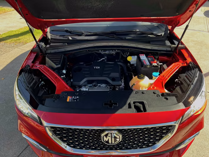 MG HS 1.5 TURBO DCT DLX VER EN LAS CONDES 2023